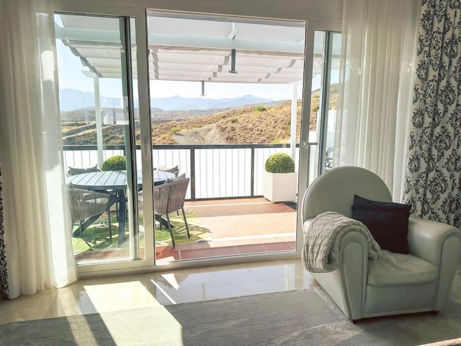 Oceanview Luxury Penthouse Apartment Estepona Exterior photo